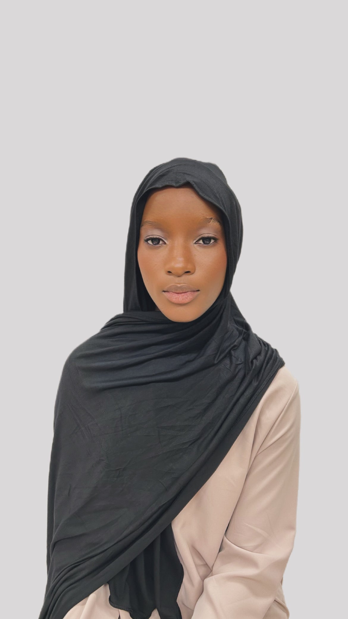 Hijab simple de jersey negro