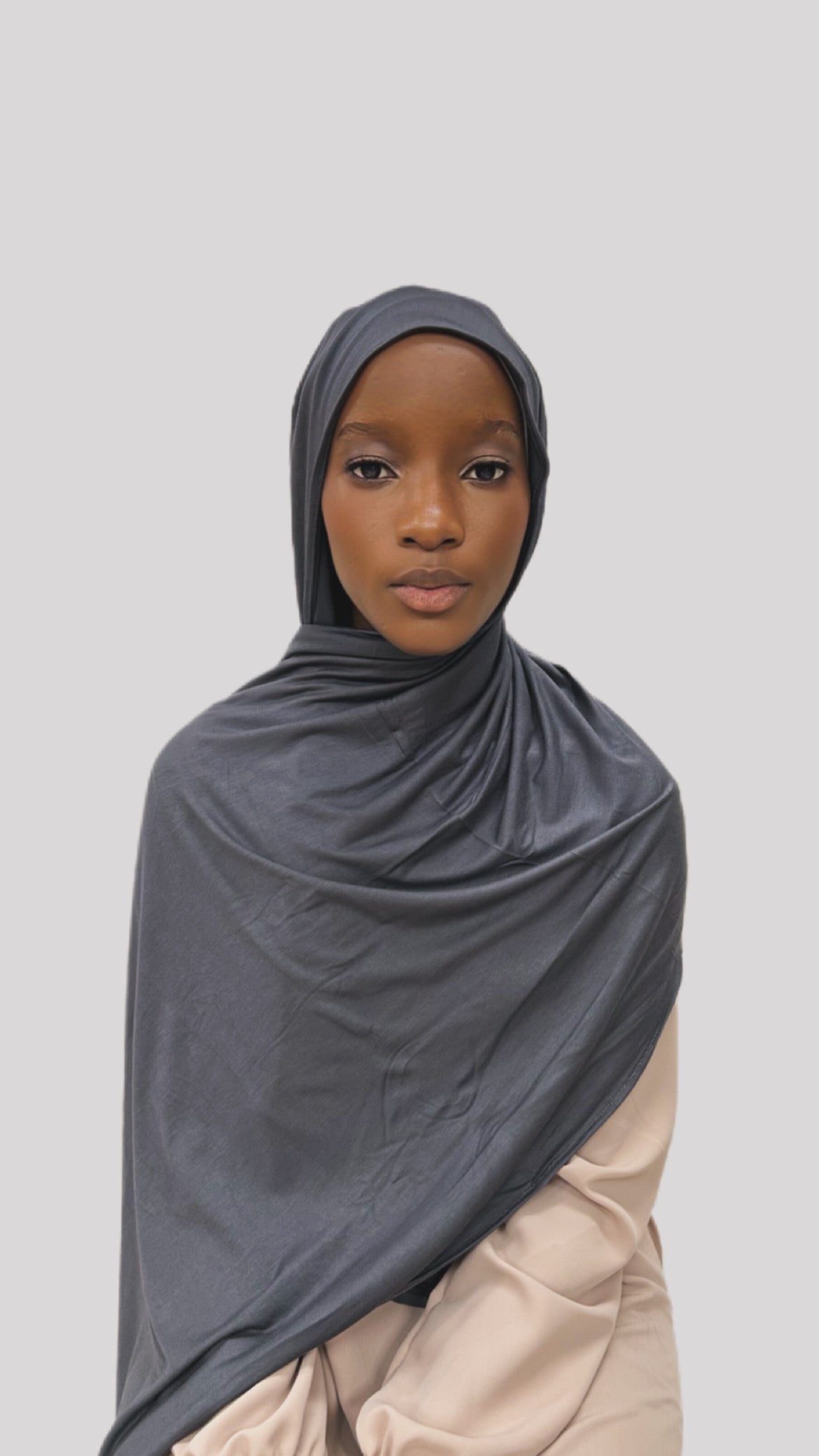 Hijab simple de jersey dark gris