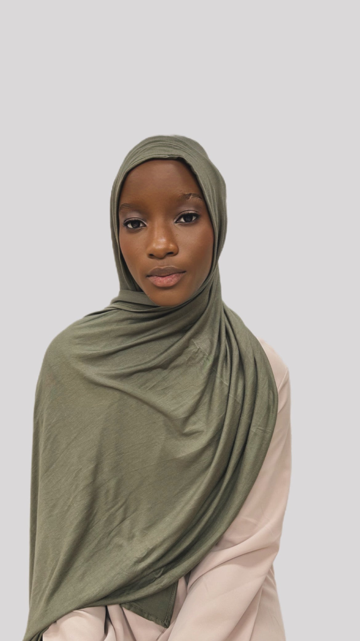 Hijab simple de jersey verde